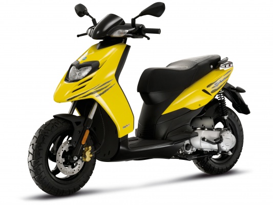 Фото скутера Piaggio Typhoon 50